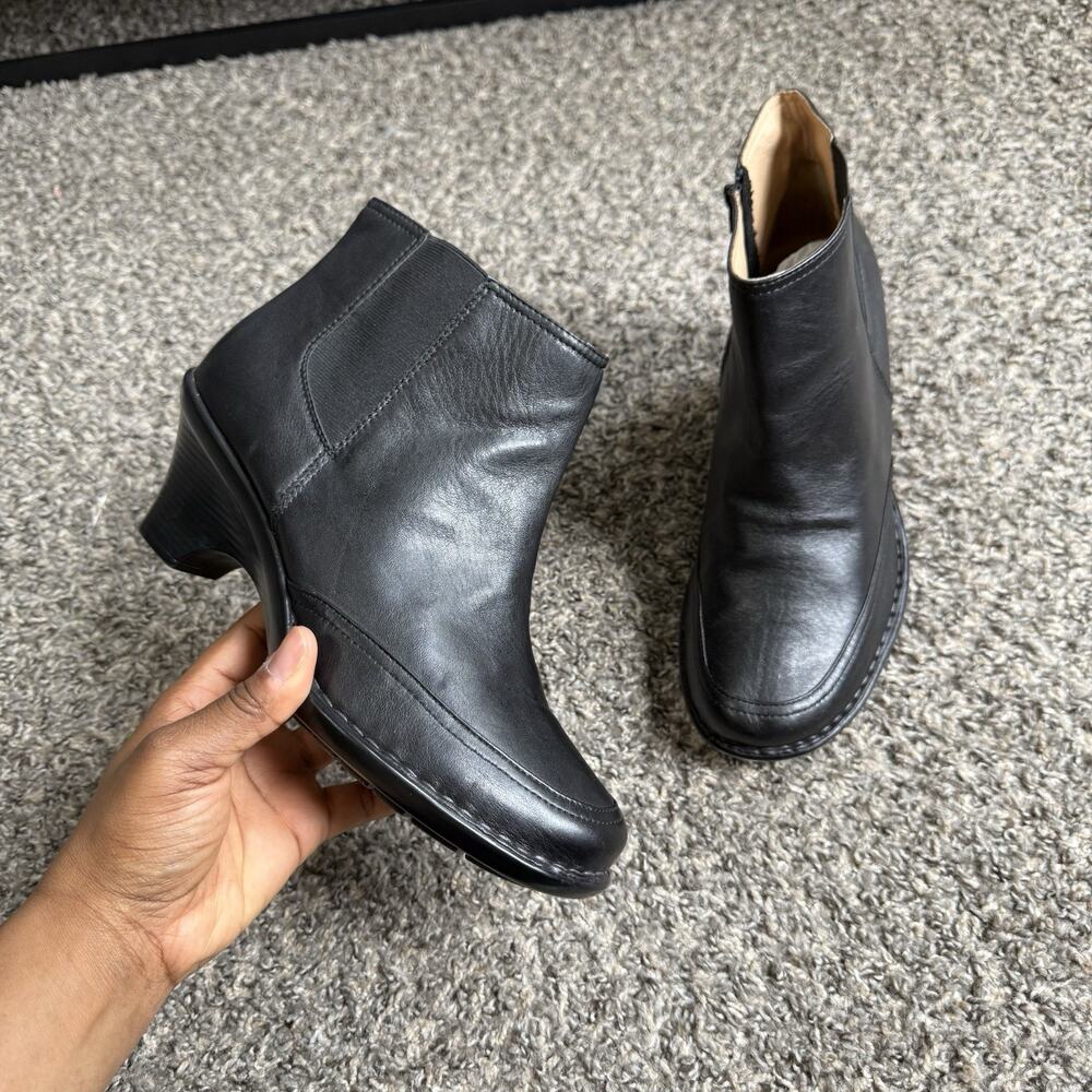 Softspots Chelsea Ankle Boots Kitten Low Heel Square Toe Size 10 W Black Leather